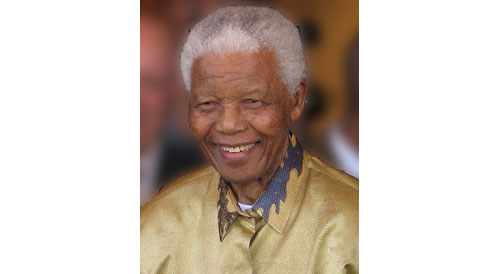 ネルソン・マンデラ大統領
Nelson Mandela in Johannesburg, Gauteng, on 13 May 2008.